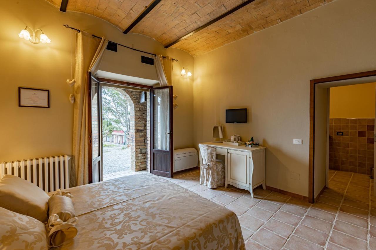Wine Resort Colsereno 蒙塔尔奇诺 外观 照片