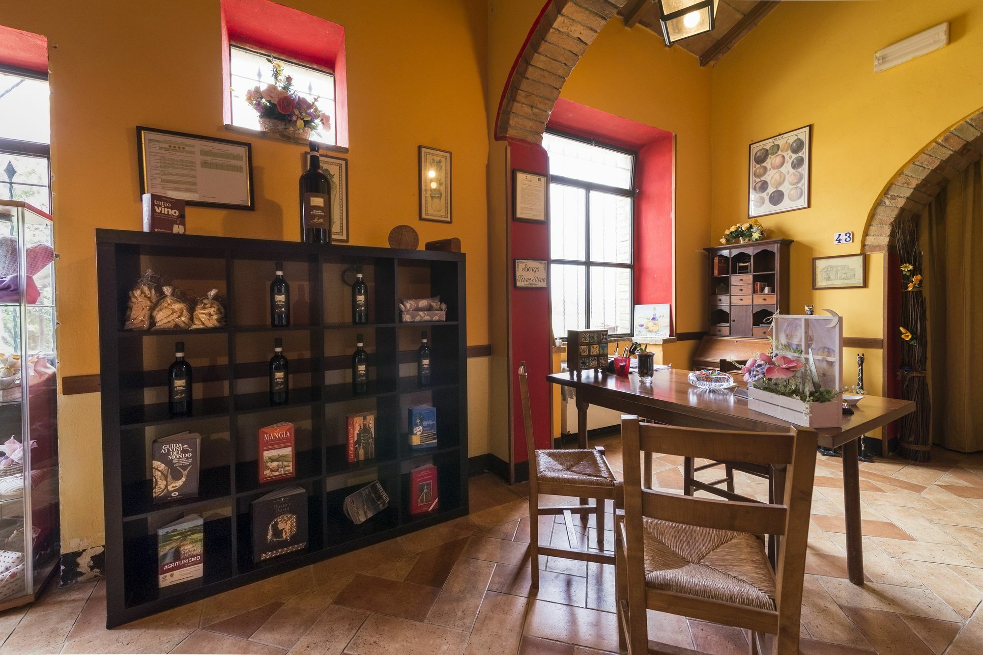 Wine Resort Colsereno 蒙塔尔奇诺 外观 照片