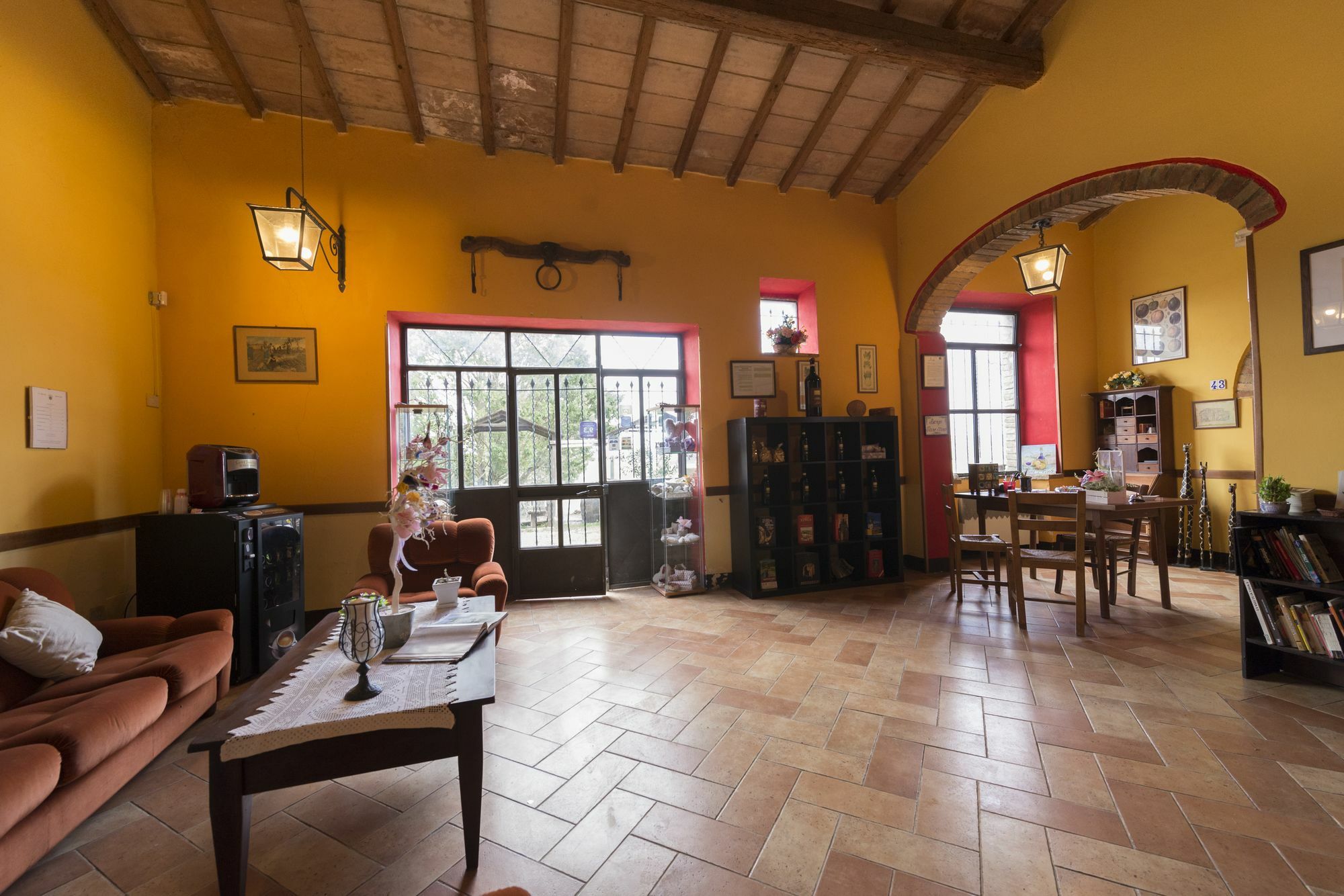 Wine Resort Colsereno 蒙塔尔奇诺 外观 照片
